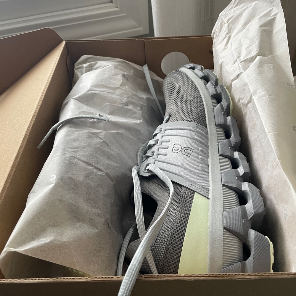 On Running | Women's Cloudswift 3 | Gray and Light Green Athletic Shoes